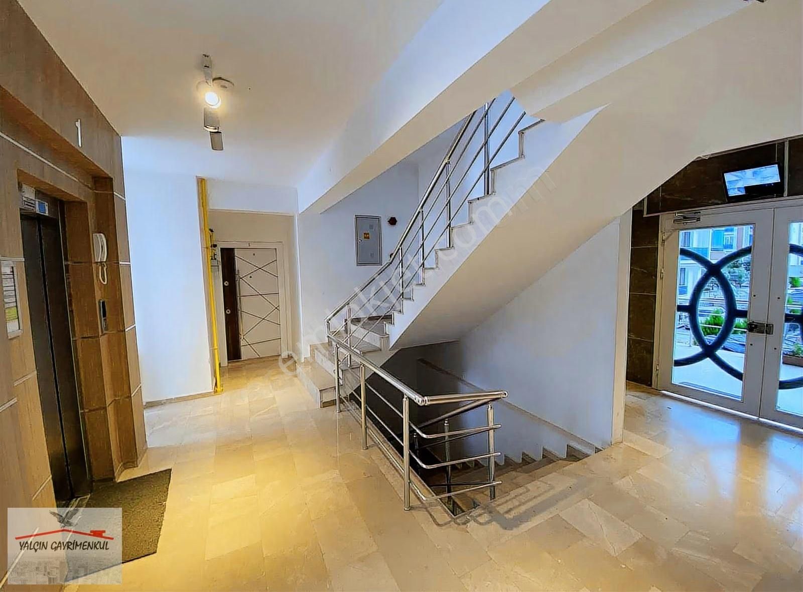 Atakent'te Muhteşem Lokasyonda Deniz Manzaralı Satılık 3+1 - Görsel 7