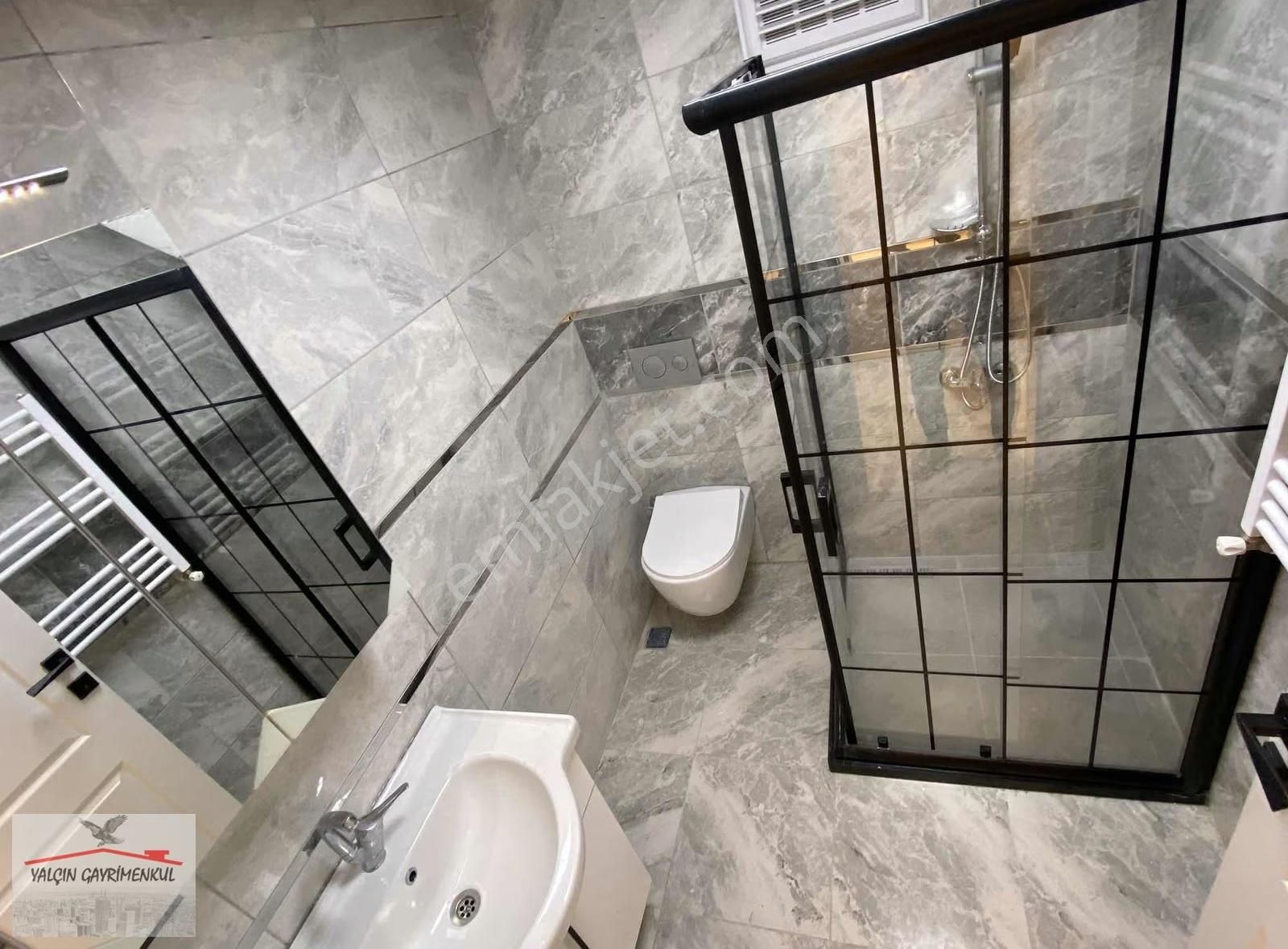 Atakent'te Muhteşem Lokasyonda Deniz Manzaralı Satılık 3+1 - Görsel 33