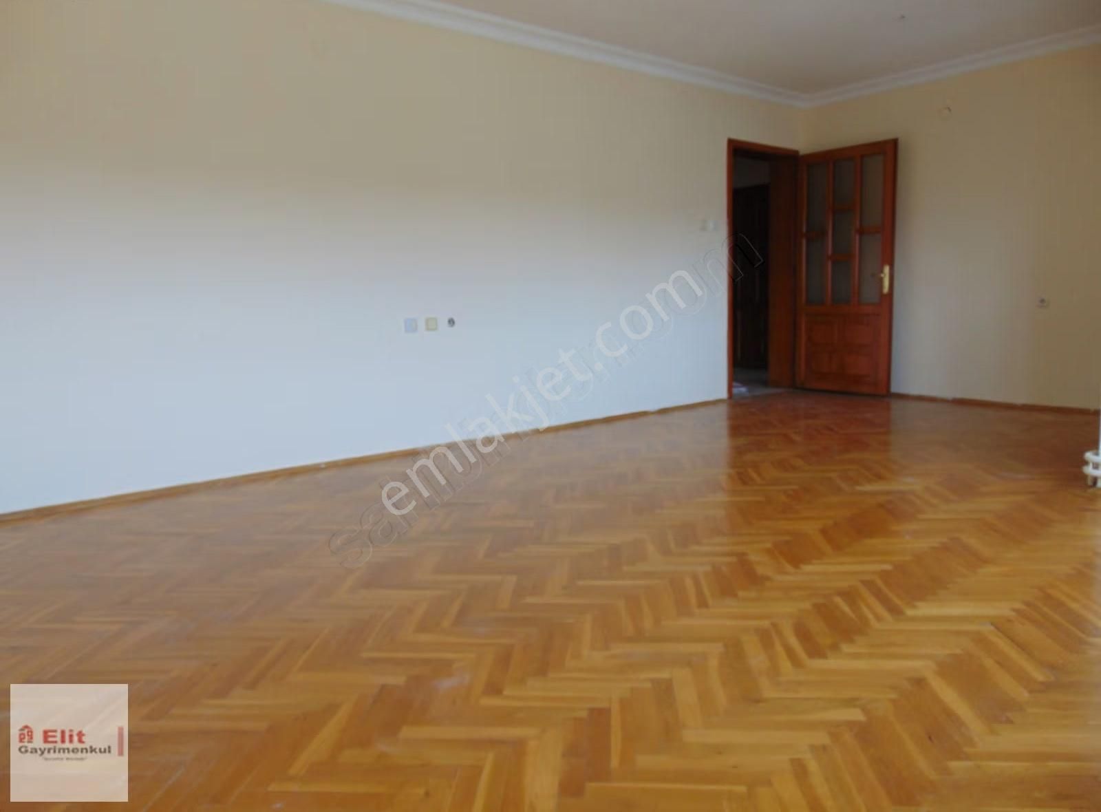 Elitten 3+1 Kombili Pazar Sarnıçparkyanı Burcu Sitesi Bakımlı - Görsel 9