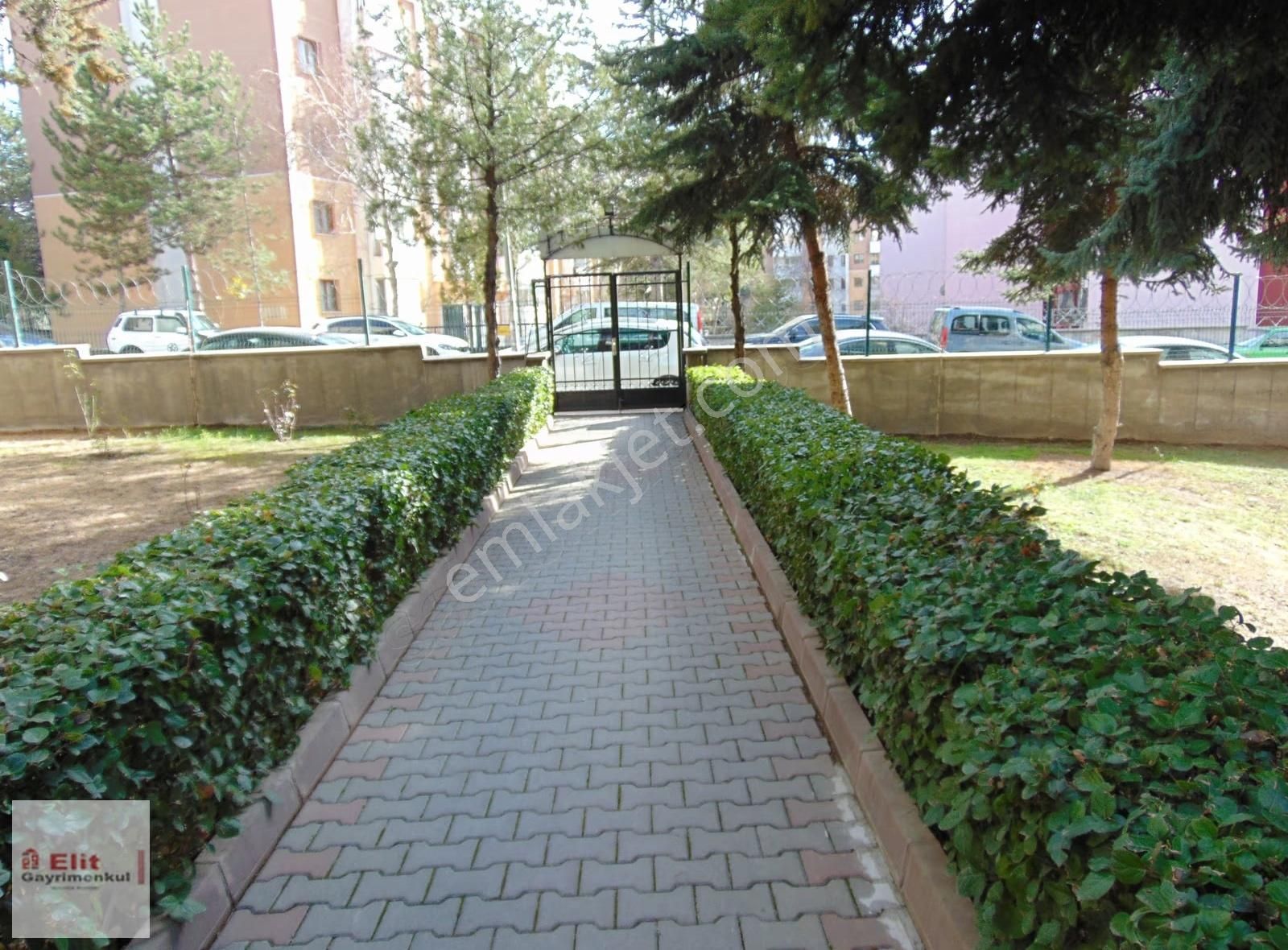 Elitten 3+1 Kombili Pazar Sarnıçparkyanı Burcu Sitesi Bakımlı - Görsel 34