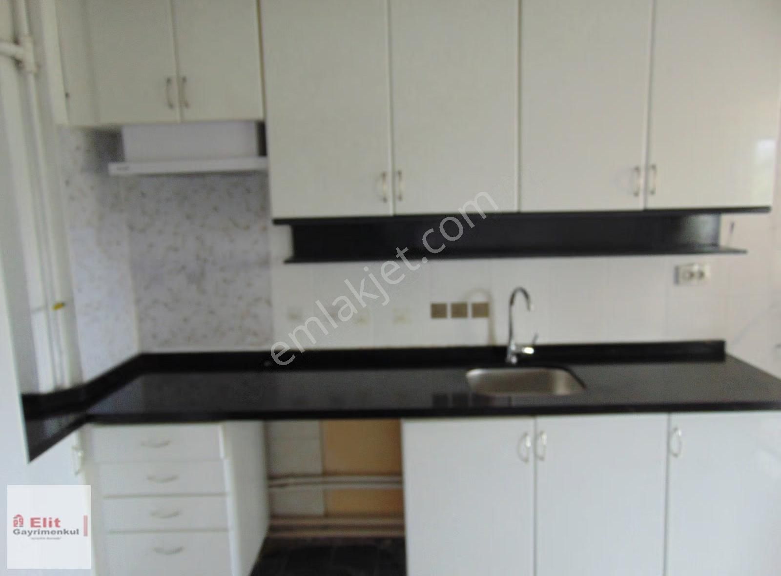 Elitten 3+1 Kombili Pazar Sarnıçparkyanı Burcu Sitesi Bakımlı - Görsel 14