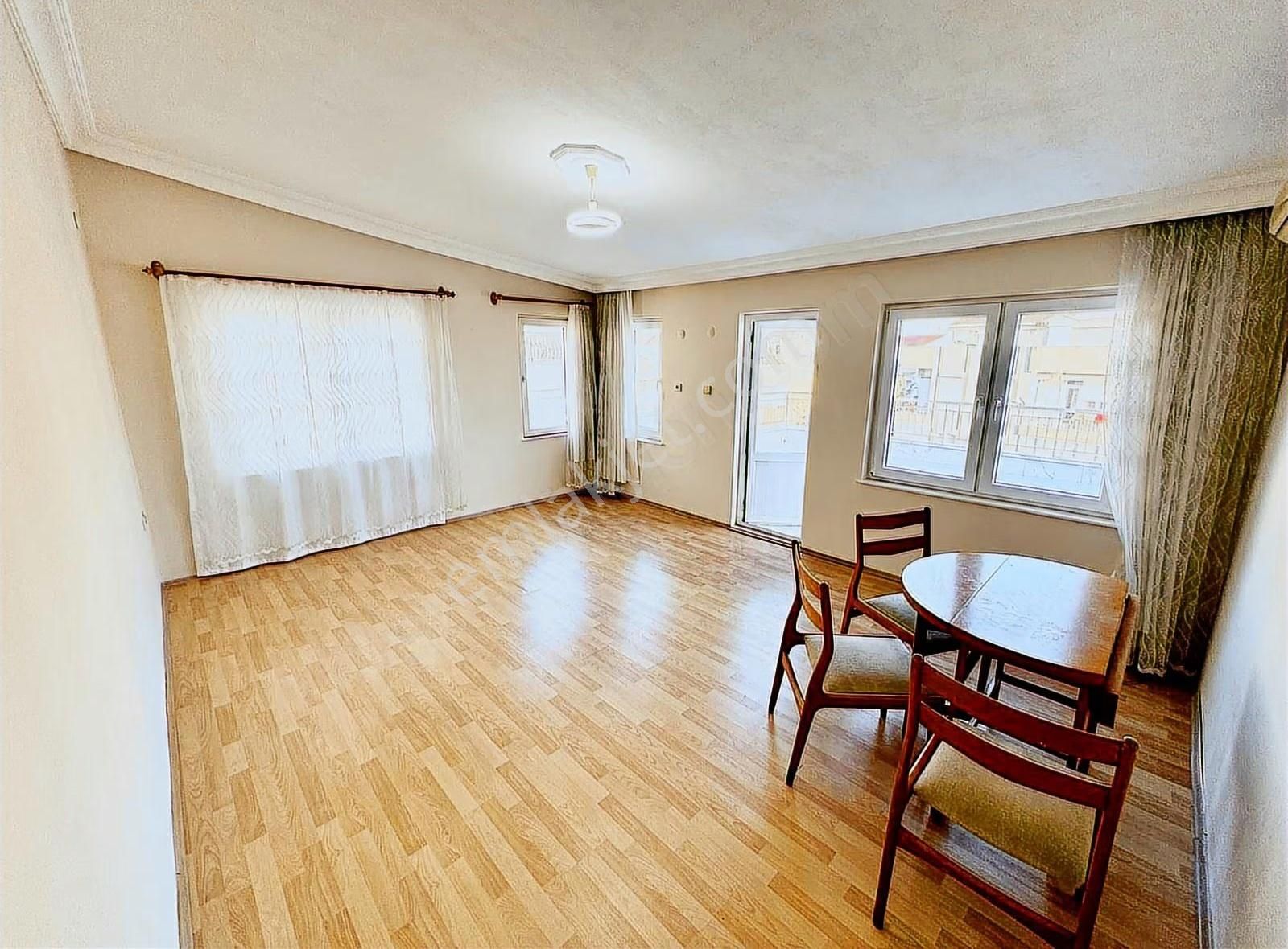 Geniş Boş 1+1 Teraslı Daire - Görsel 5