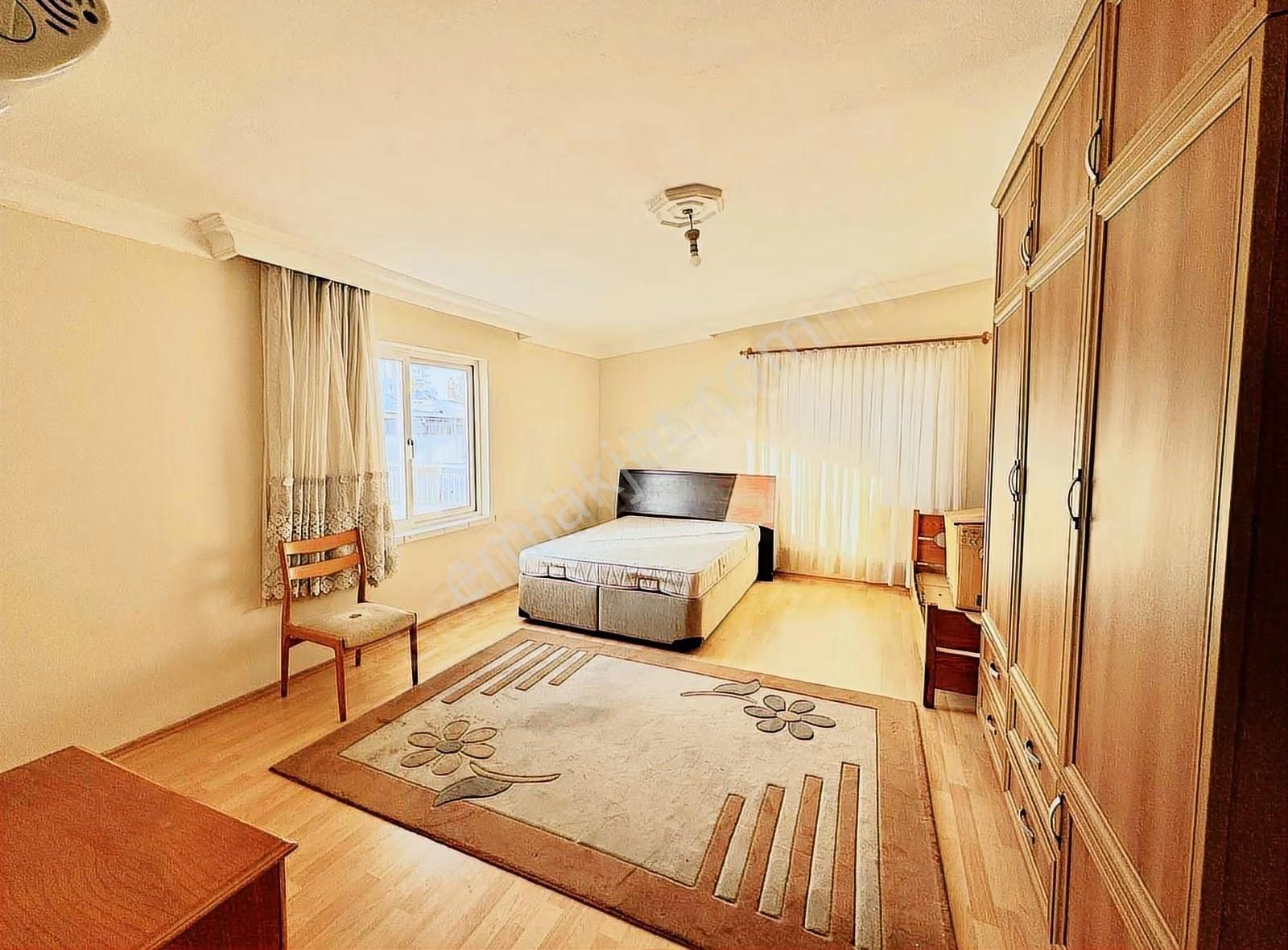 Geniş Boş 1+1 Teraslı Daire - Görsel 14