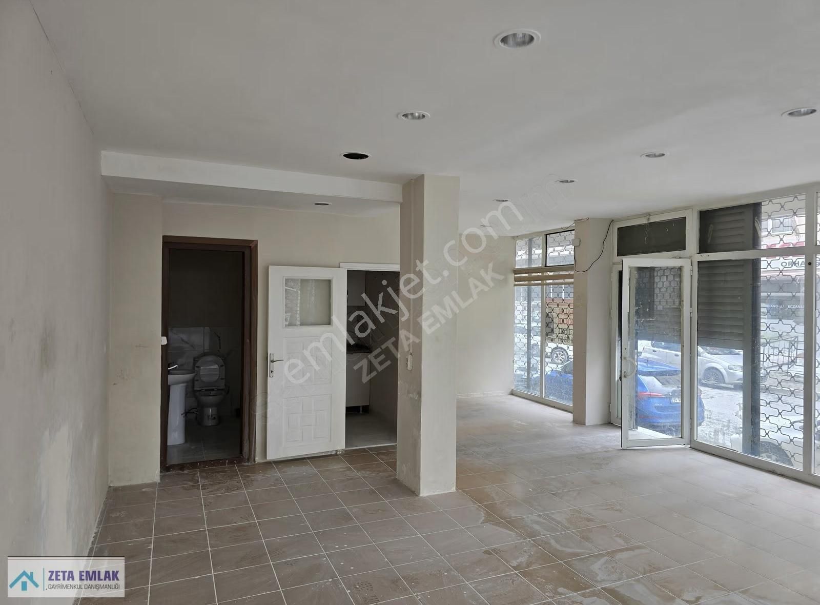 Pendik Esenyalı'da Kiralık Dükkan Eczaneye Uygun - 60m² - Görsel 10