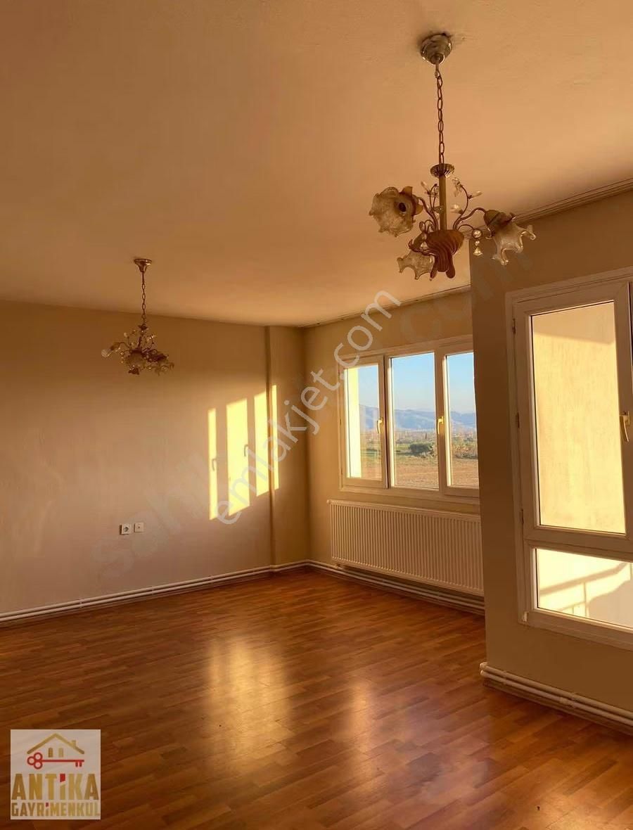 Antika'dan Yenikent Sitesı'nde 3+1 Kiralık Daire - Görsel 6