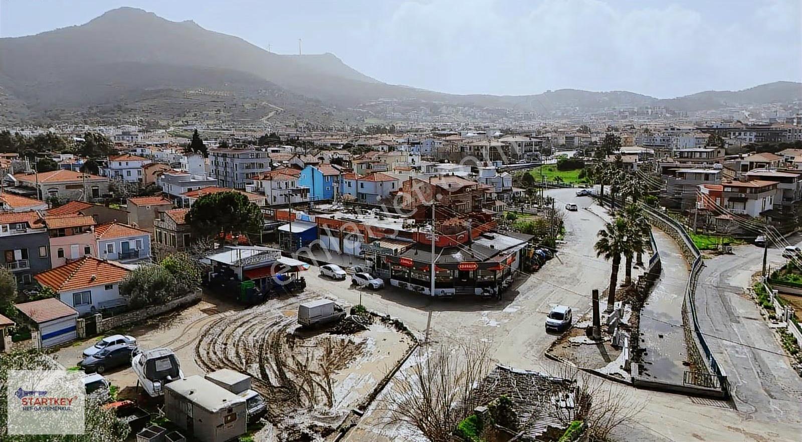 Yeni Foça Da Sahile 250 Mt Mesafede ,devren Kiralık İşletme
