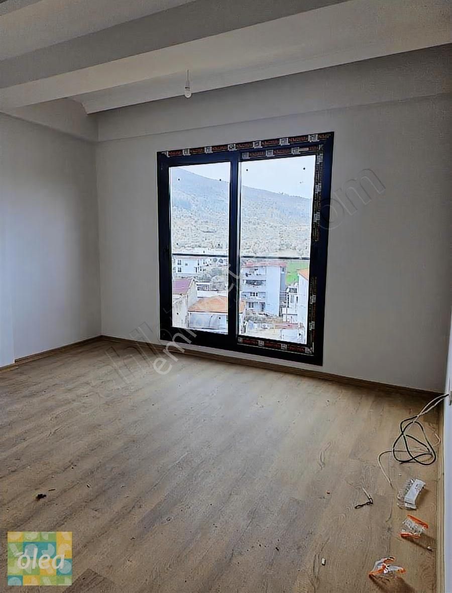 Burgaz Mahallesinde Kapalı Mutfak 3+1 Daire - Görsel 7