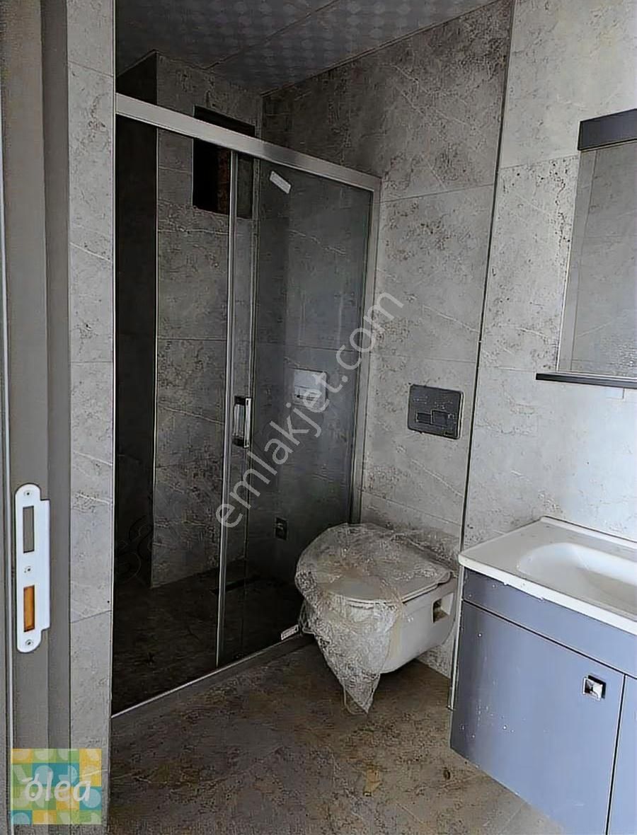 Burgaz Mahallesinde Kapalı Mutfak 3+1 Daire - Görsel 3