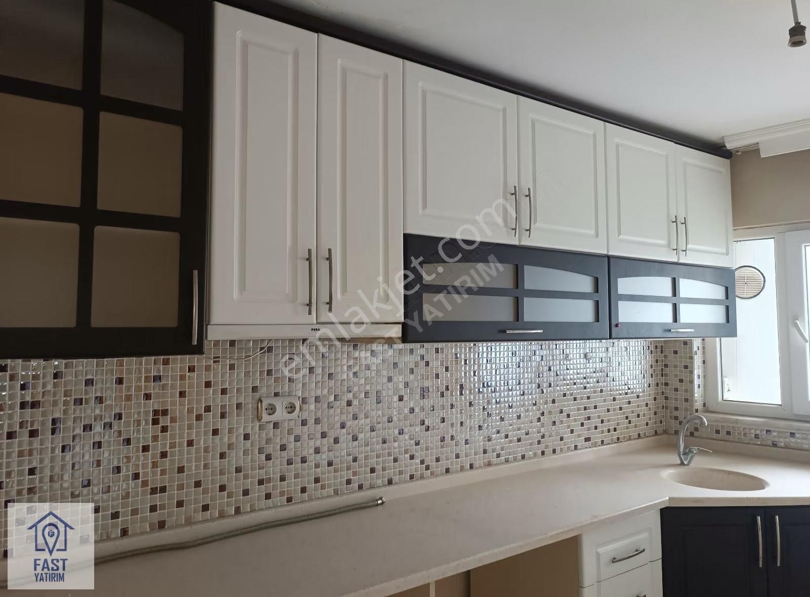 İhsaniye Merkezde Çift Cephe Ara Kat Kiralık Daire - Görsel 17