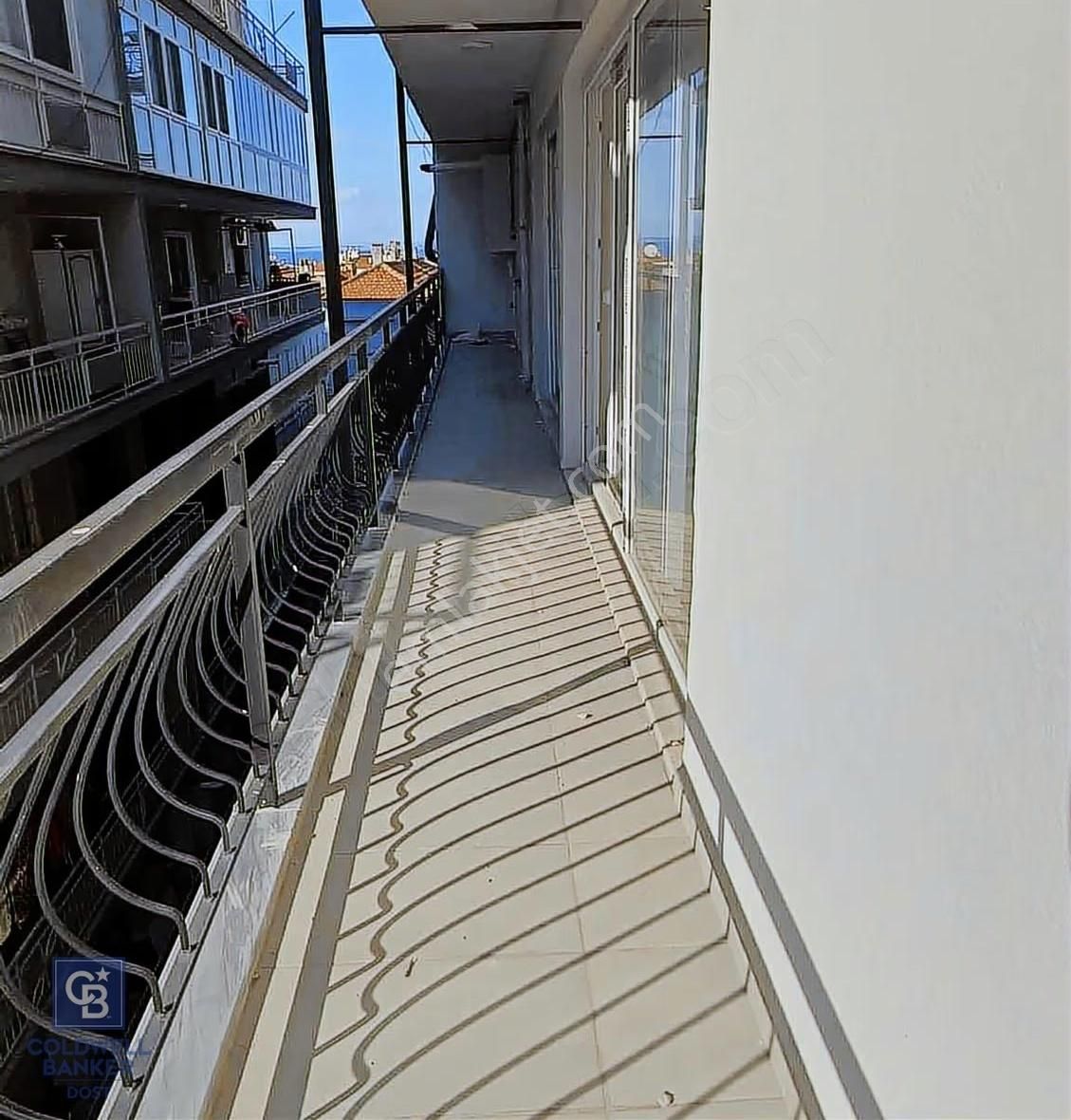 İzmir Amerikan Koleji Yanı Esenyalı 3+1 130 M² Satılık Daire - Görsel 3