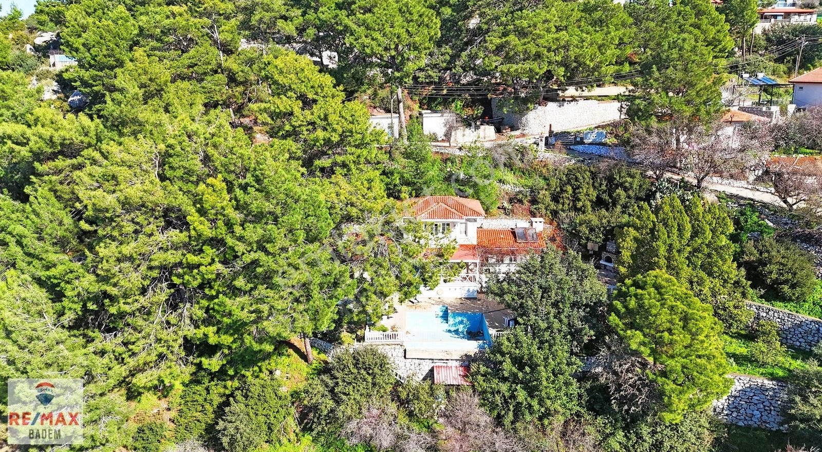 Marmaris Söğüt Mah. Muhteşem Deniz Manzaralı Villa (1.492m2arsa) - Görsel 6