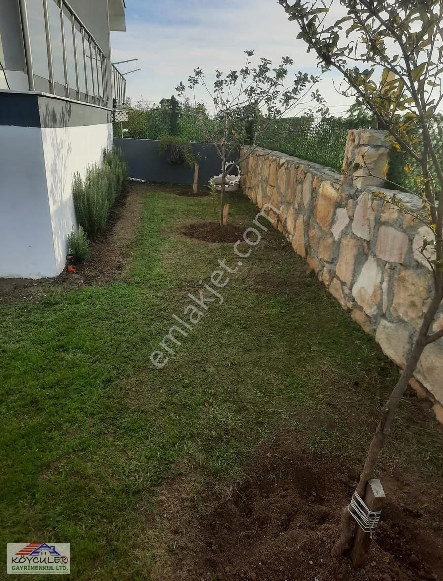 Foça Kazım Dirik Mahallesinde Bahçeli 3+1 Dubleks Daire