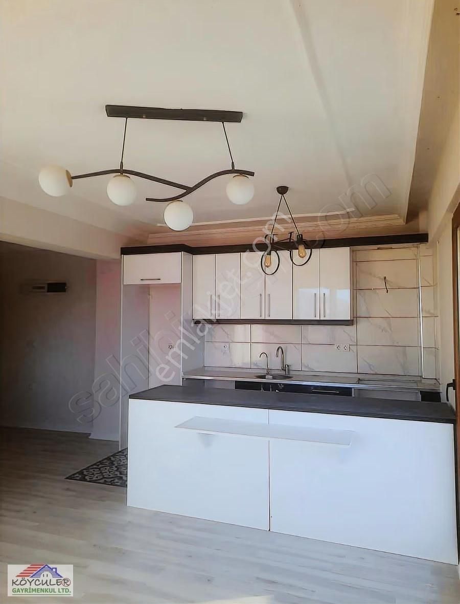 Foça Kazım Dirik Mahallesinde Bahçeli 3+1 Dubleks Daire - Görsel 8