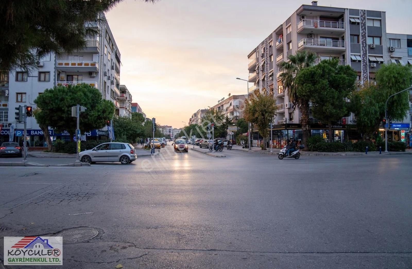 Karşıyaka Bahçelievler Mahallesinde Bahçeli Lüks 2+1 Daire - Görsel 17