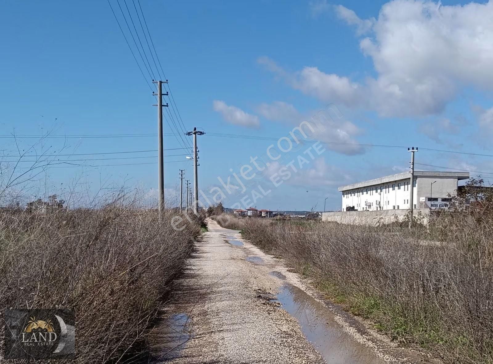 Ulualan'da Asfalt Cephe Fırsat Tarla - Görsel 5