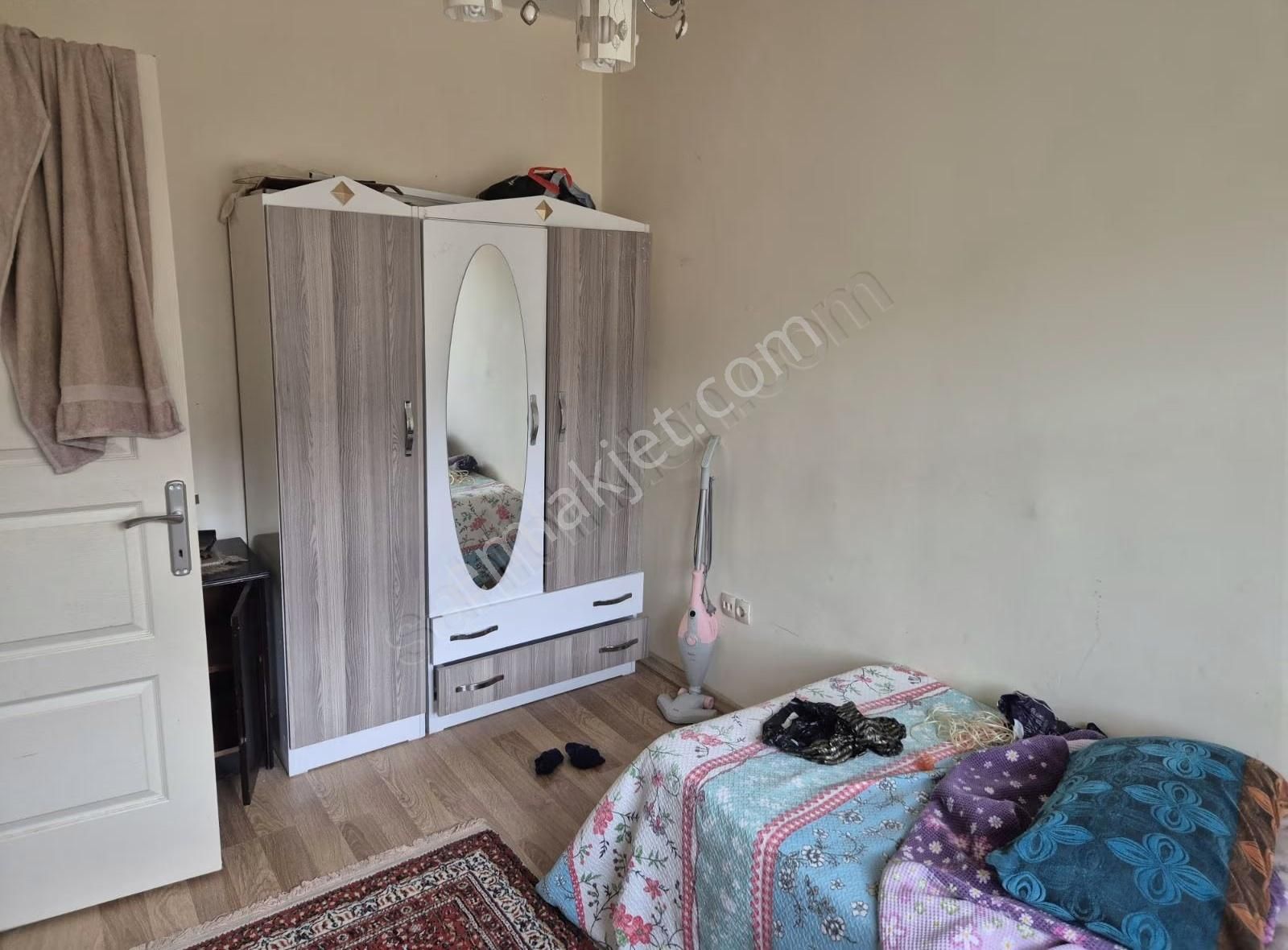 İpekyolu Yapı Emlak'tan Eşyalı Kiralık - Görsel 8
