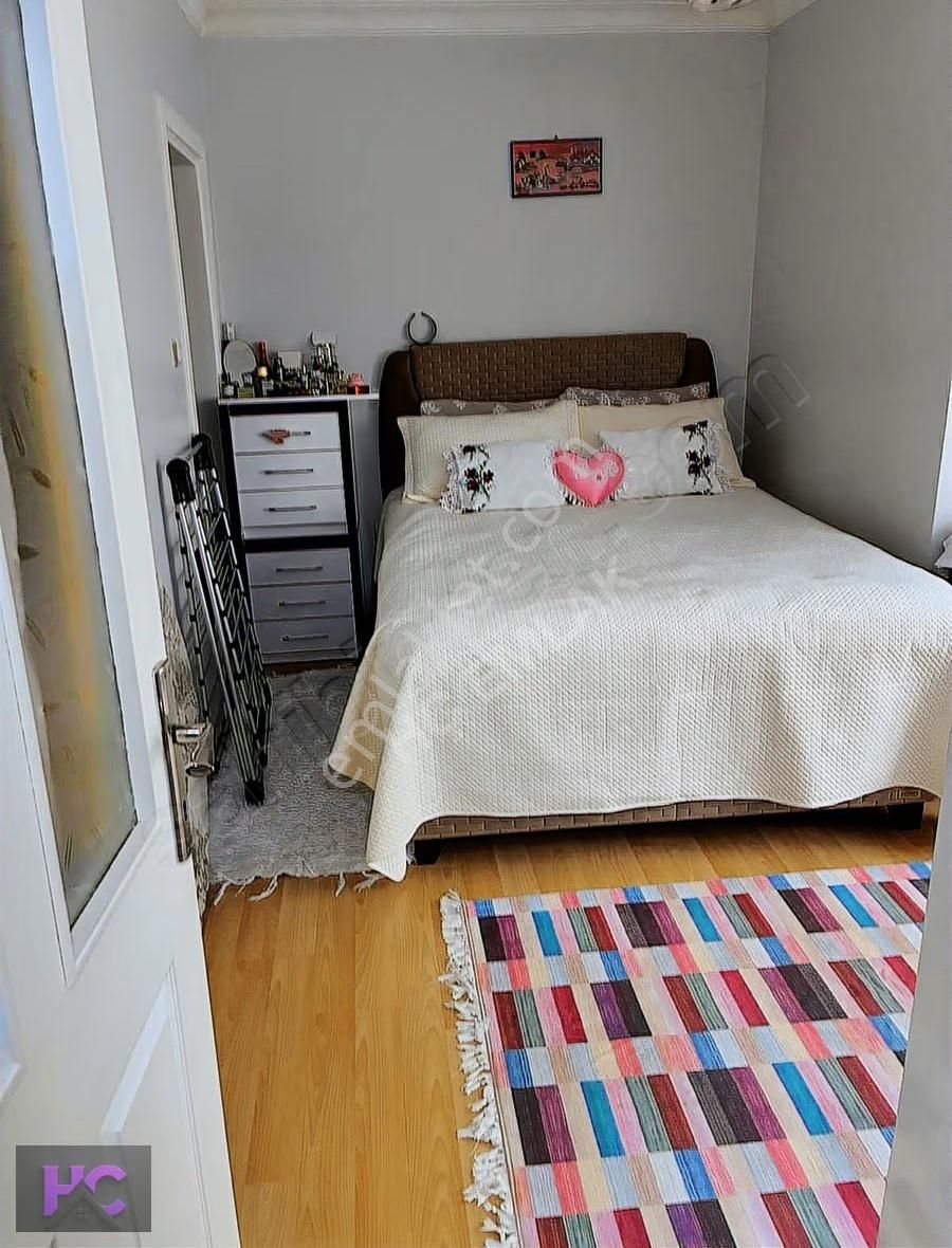 Hç Emlak'tan Cumhuriyet Mahallesi'nde Satılık 2 +1 Daire - Görsel 4