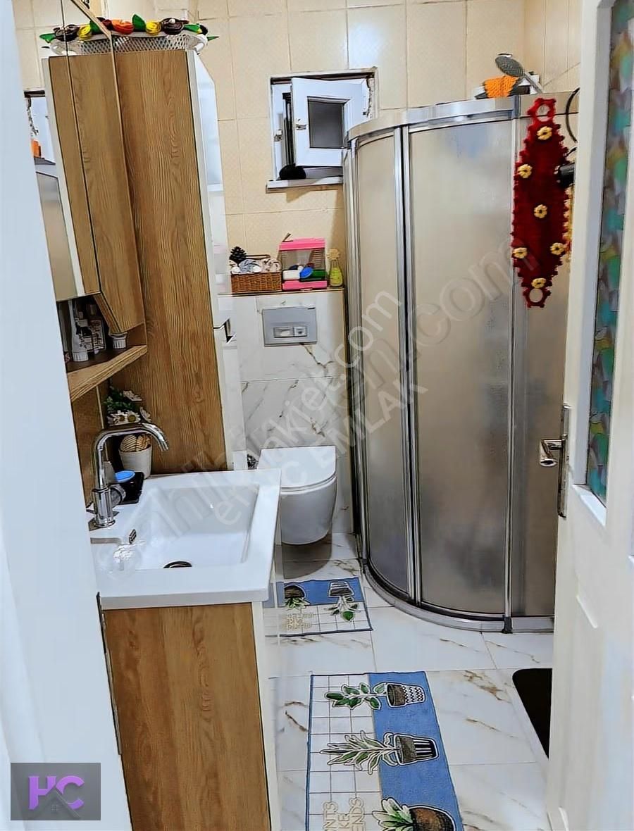 Hç Emlak'tan Cumhuriyet Mahallesi'nde Satılık 2 +1 Daire - Görsel 3