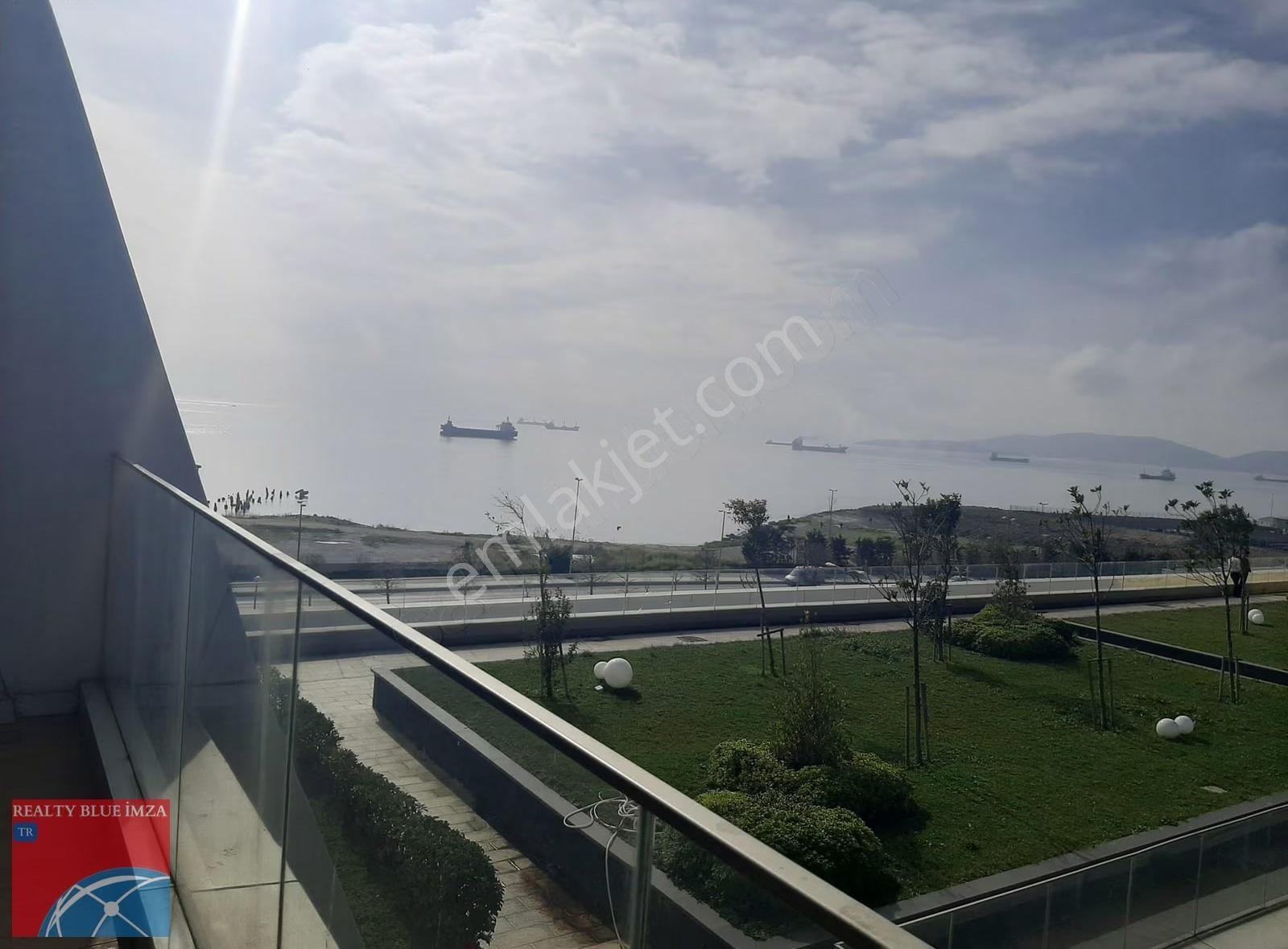 İstmarina Kiralık Deniz Manzaralı Köşe Daire - Görsel 19