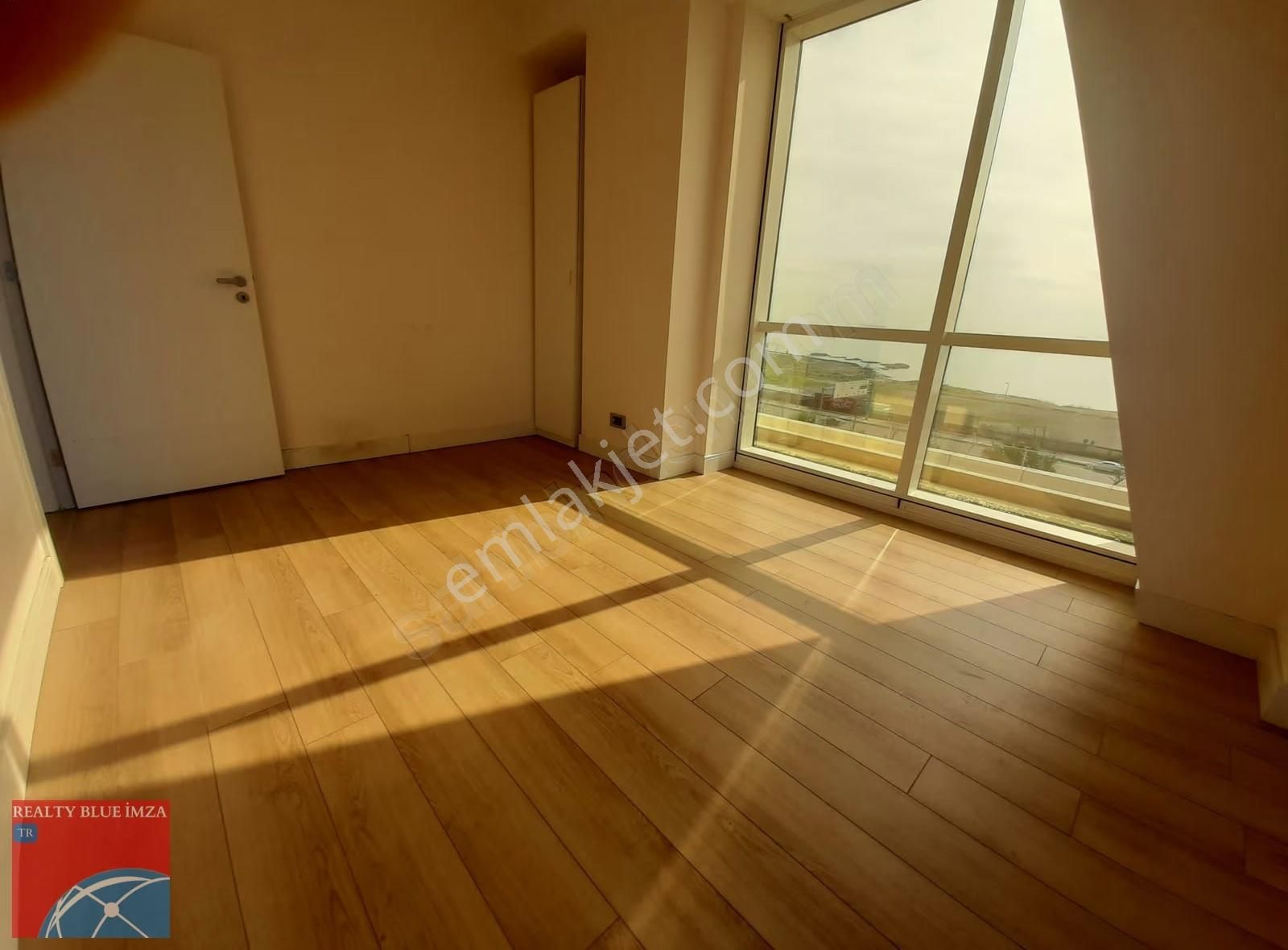 İstmarina Kiralık Deniz Manzaralı Köşe Daire - Görsel 29