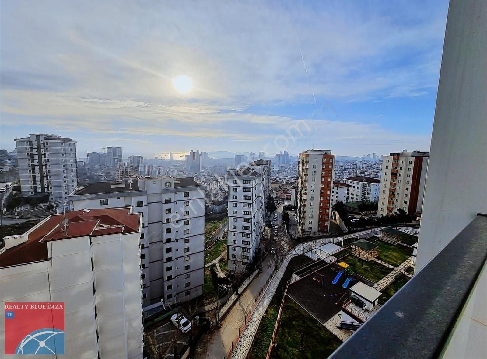 Kartal Hürriyet Mahallesinde Kiralık 1+1 Daire - Görsel 30