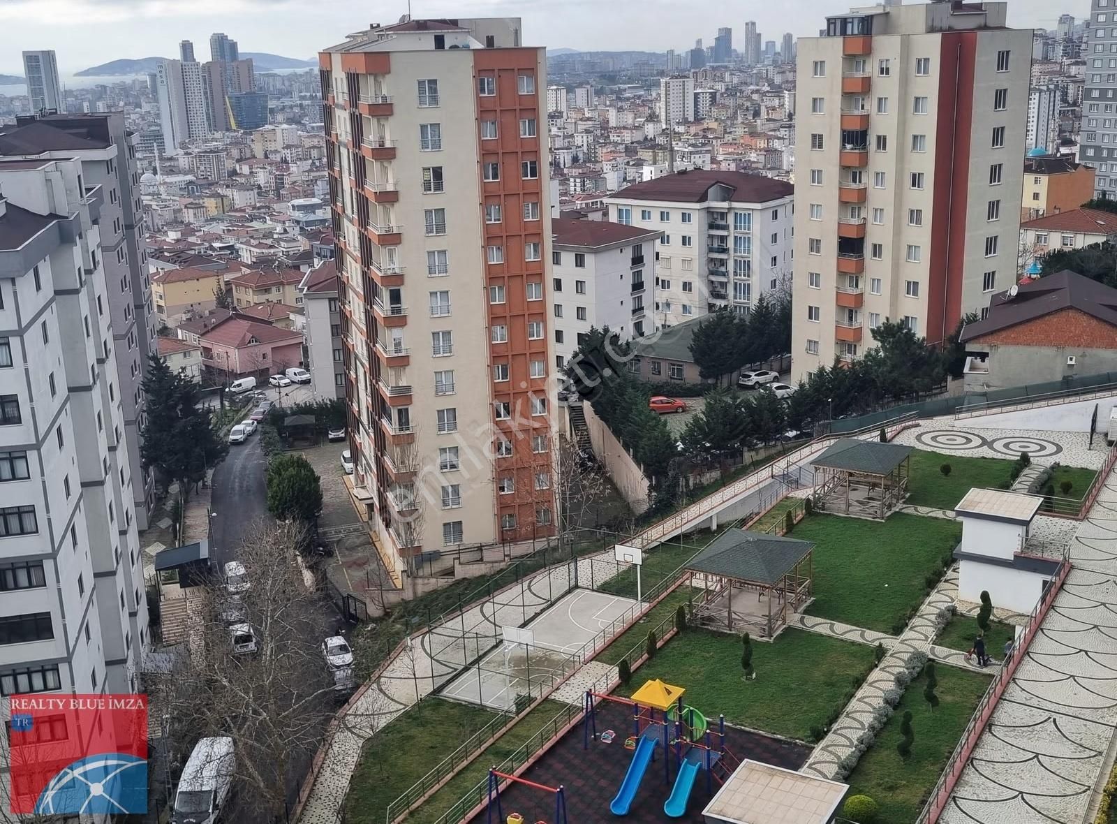 Kartal Hürriyet Mahallesinde Kiralık 1+1 Daire - Görsel 28