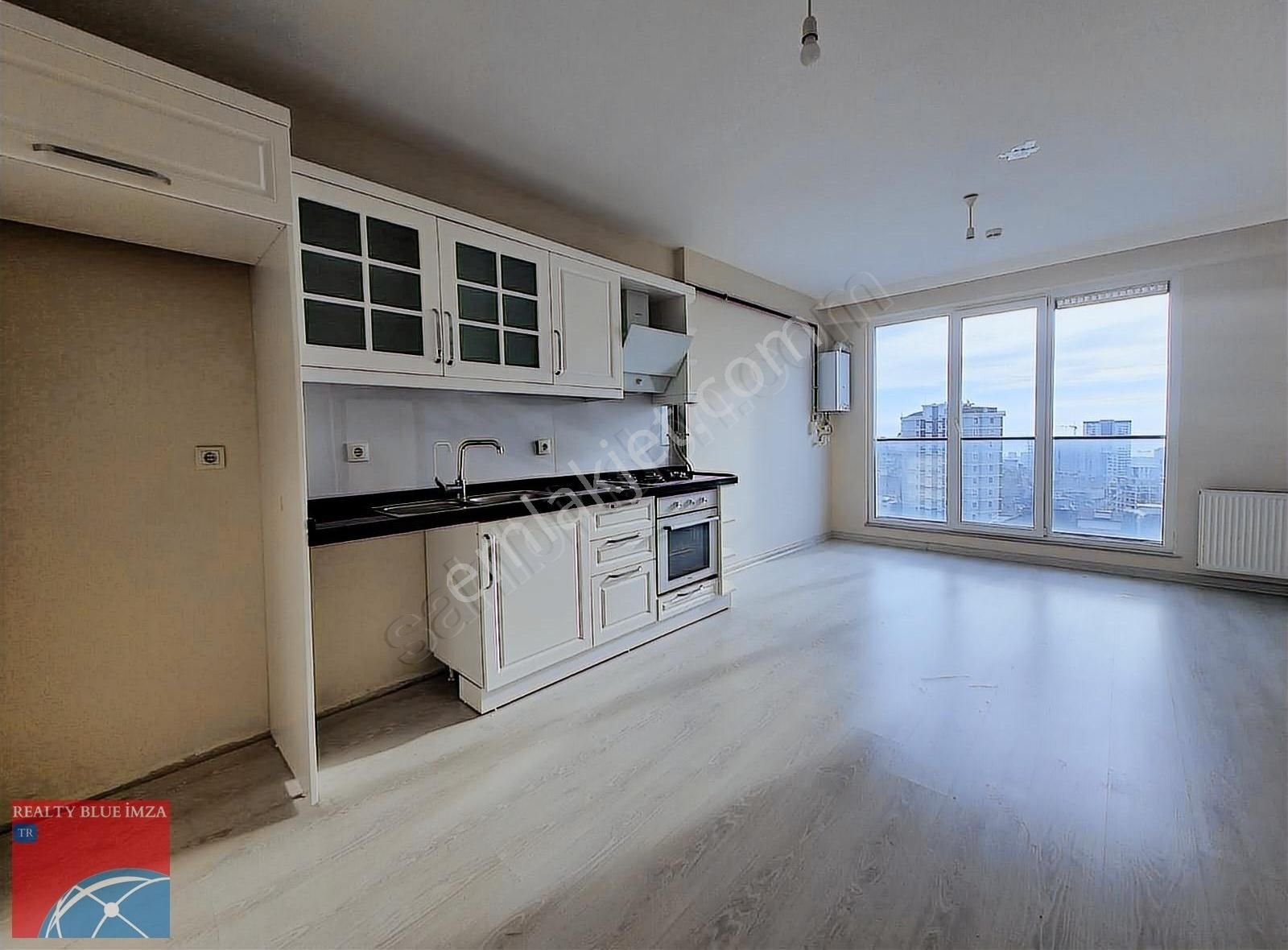 Kartal Hürriyet Mahallesinde Kiralık 1+1 Daire - Görsel 18