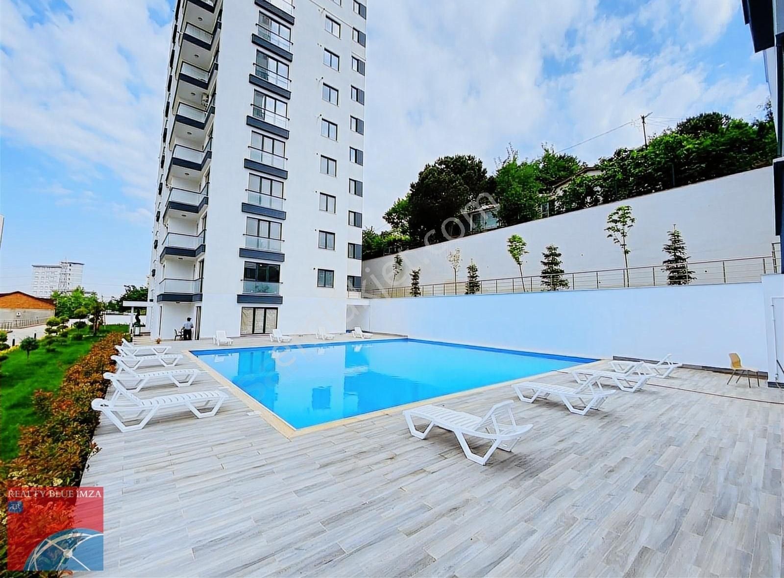 Kartal Hürriyet Mahallesinde Kiralık 1+1 Daire