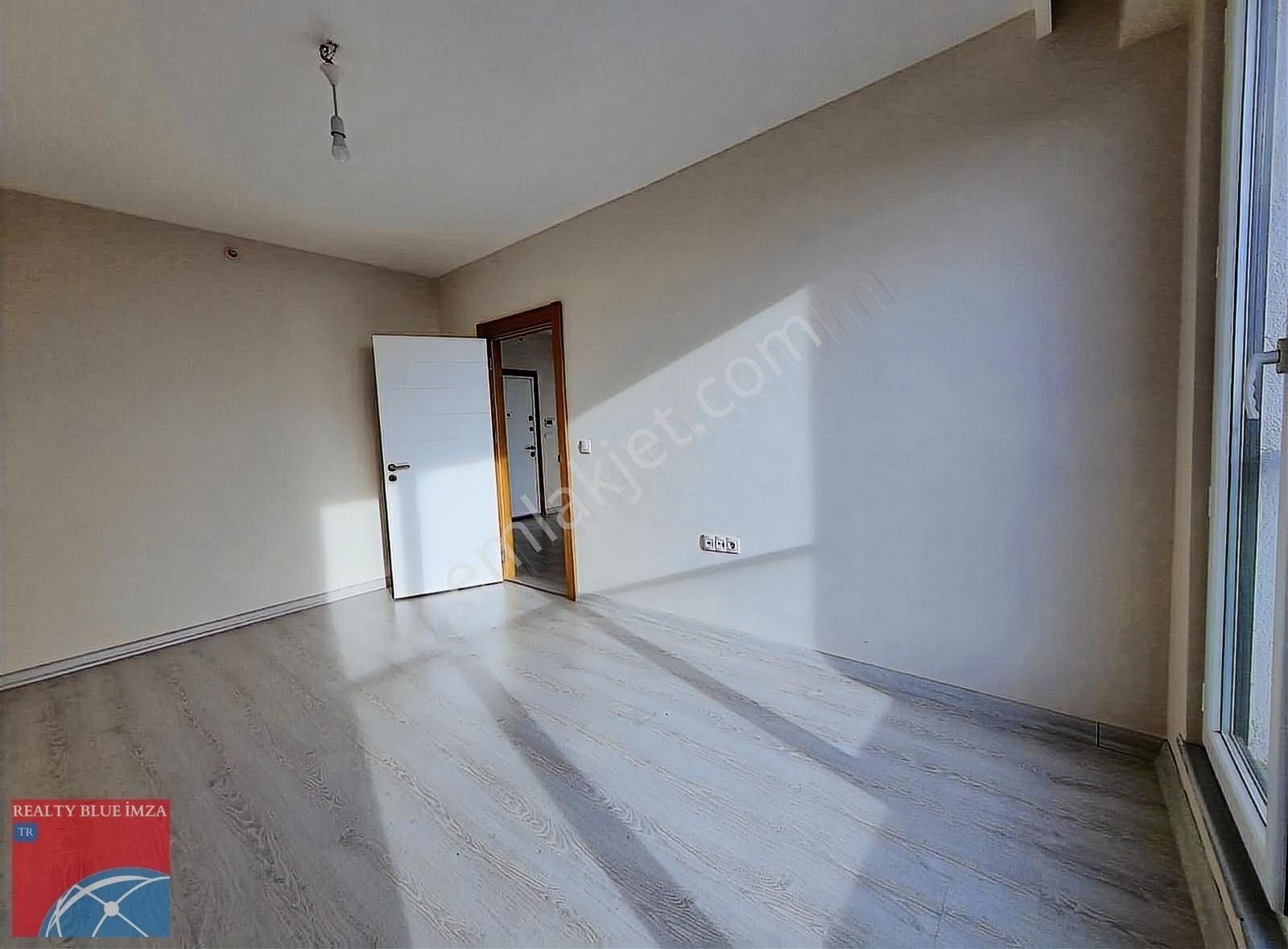 Kartal Hürriyet Mahallesinde Kiralık 1+1 Daire - Görsel 13