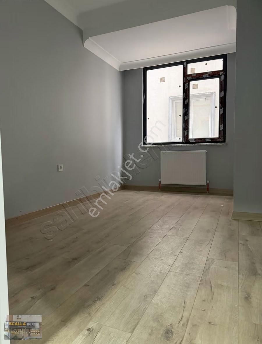 Cennet Mah Yeni Bina 3+1 Kiralık 1 Kat Otoparklı Daire - Görsel 23