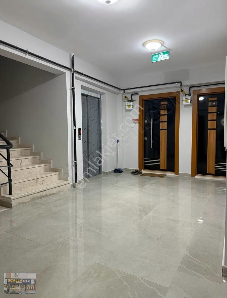 Cennet Mah Yeni Bina 3+1 Kiralık 1 Kat Otoparklı Daire - Görsel 13