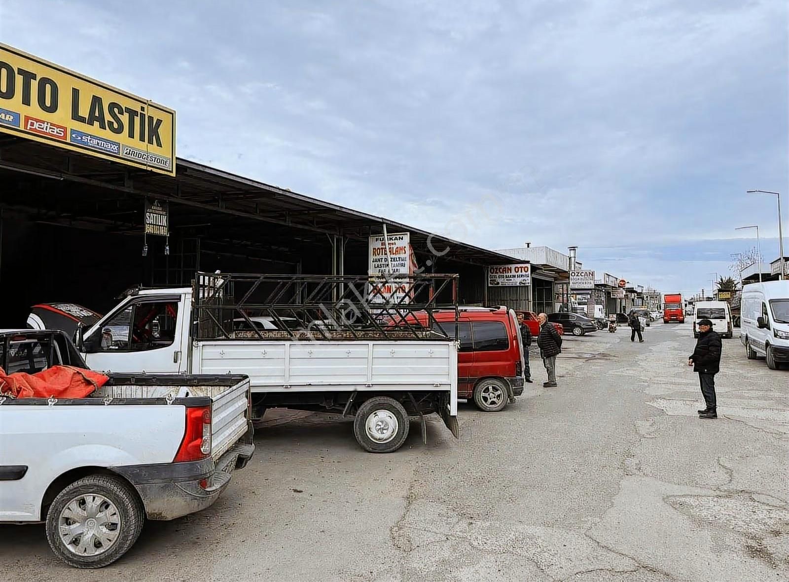 Kasdal Gayrimenkulden Çarşamba Sanai Sinde Satılık Dükkanlar - Görsel 17