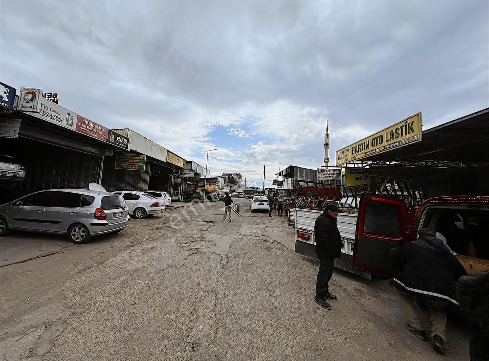 Kasdal Gayrimenkulden Çarşamba Sanai Sinde Satılık Dükkanlar - Görsel 15