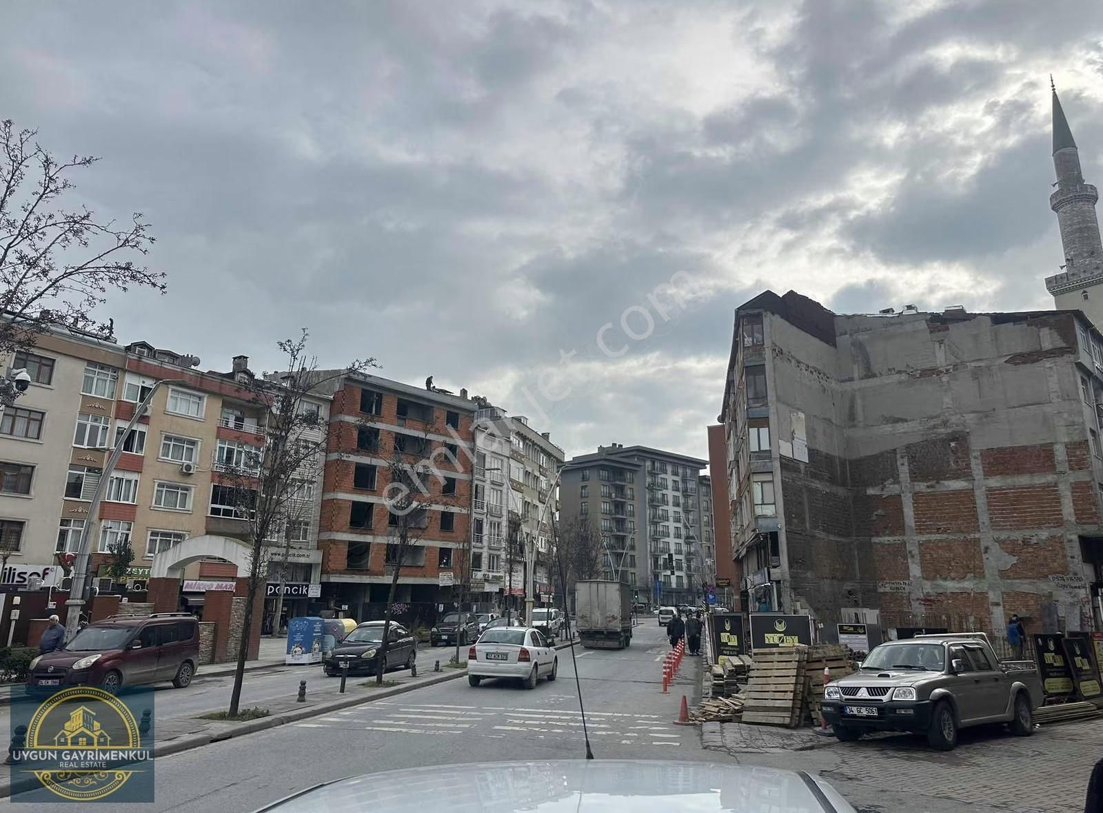 Beştelsiz Rauf Denktaş Caddesinde İnşaattan Satılık 3+1 Daireler - Görsel 2