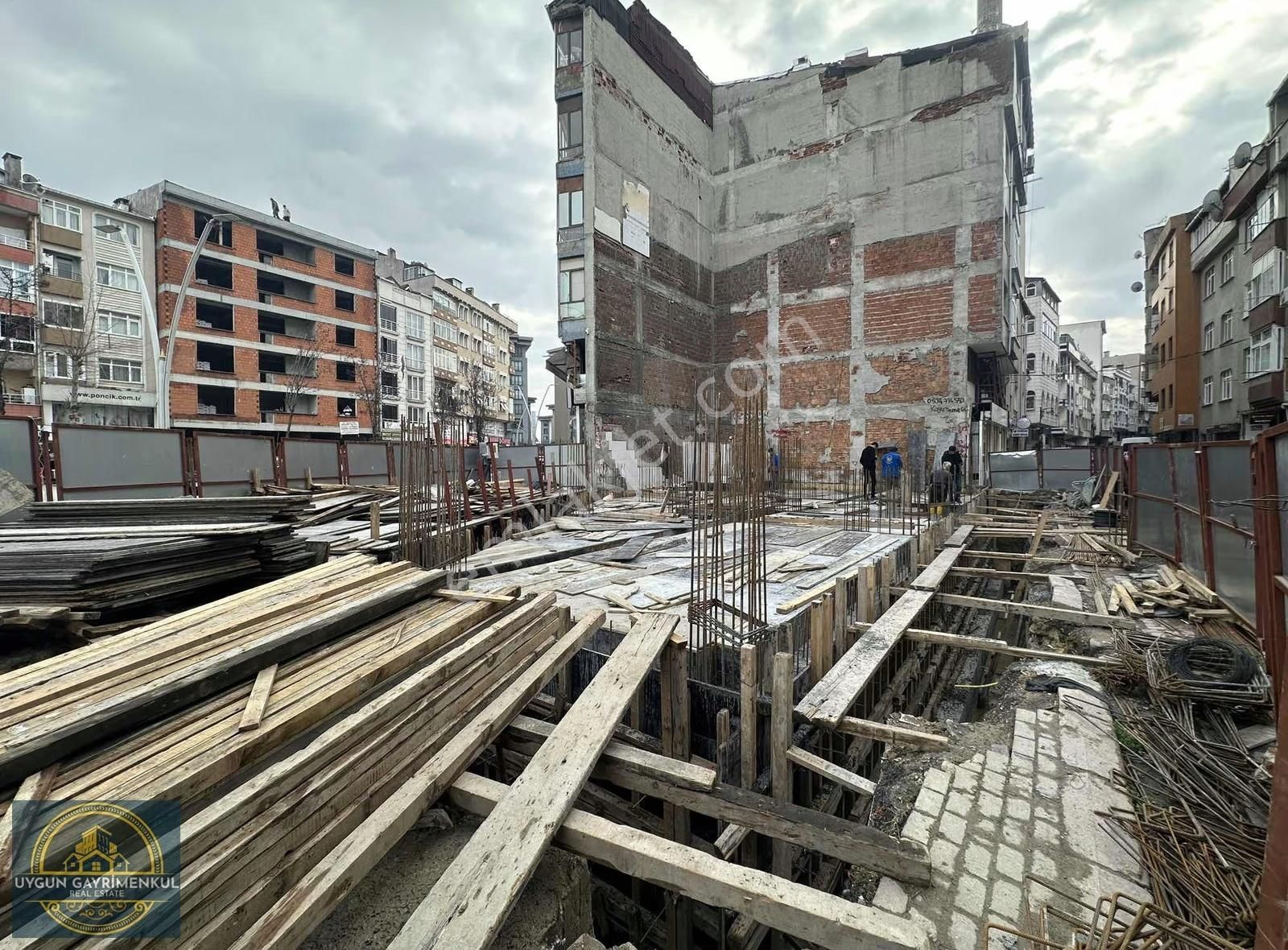 Beştelsiz Rauf Denktaş Caddesinde İnşaattan Satılık 3+1 Daireler - Görsel 4