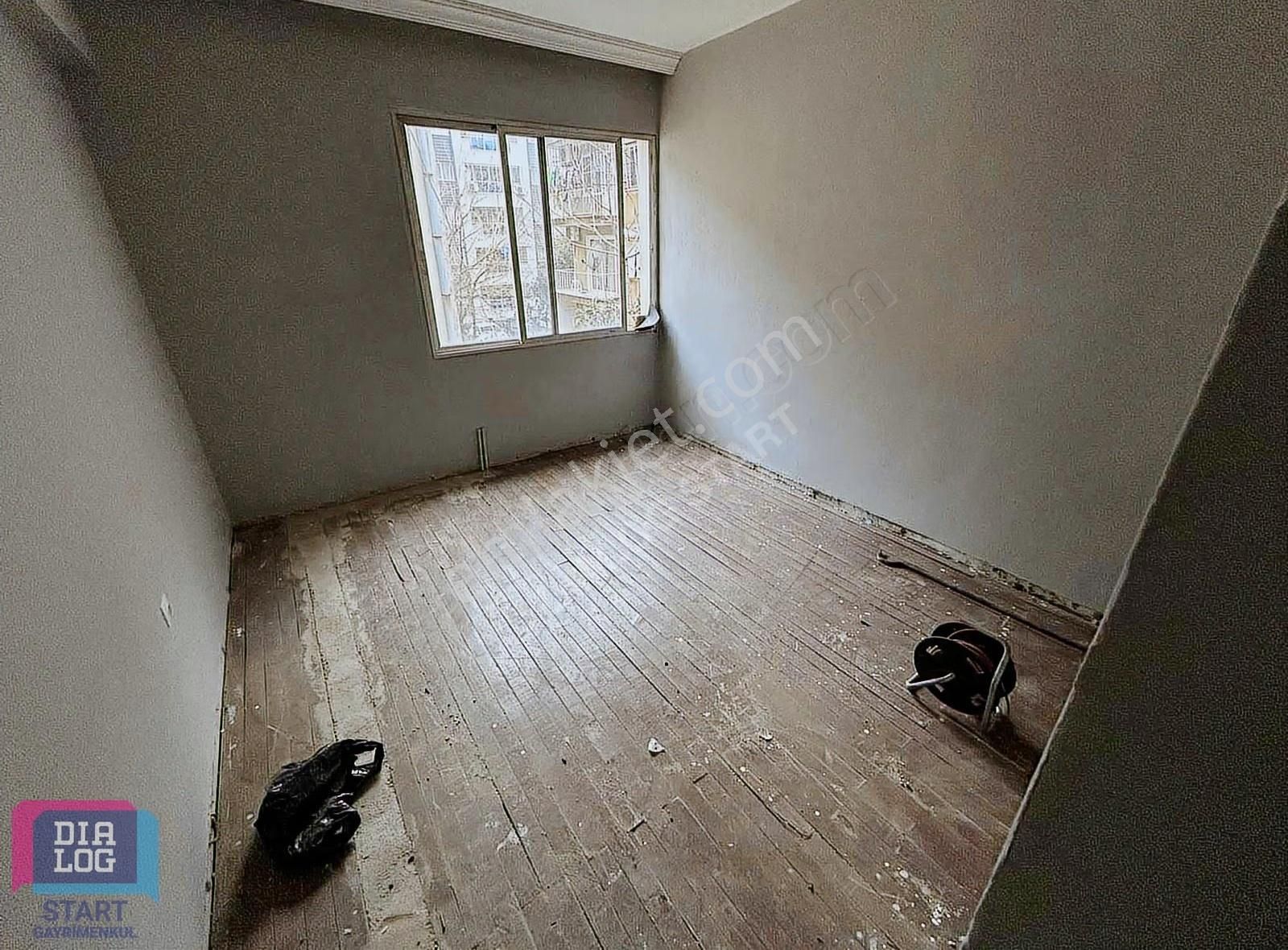 Bornova Erzene Mahallesi Kapalı Mutfak Arakat Daire - Görsel 6