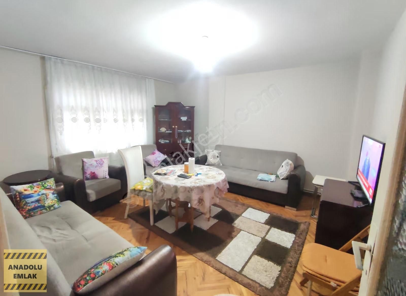 Satılık 2+1 Giriş Kat 70 M2 Daire Kredili (kiracılı)