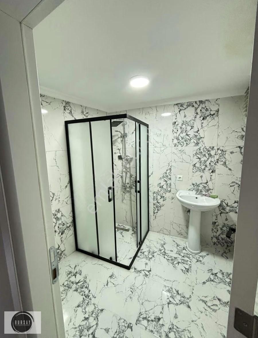 Nilüfer İhsaniye Tuna Caddesinde Ferah 190 M2 Kiralık 4+1 Daire - Görsel 14