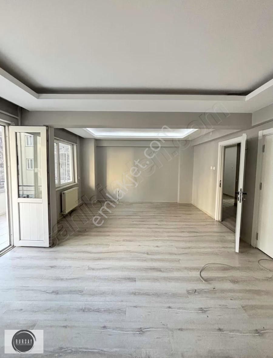 Nilüfer İhsaniye Tuna Caddesinde Ferah 190 M2 Kiralık 4+1 Daire - Görsel 9
