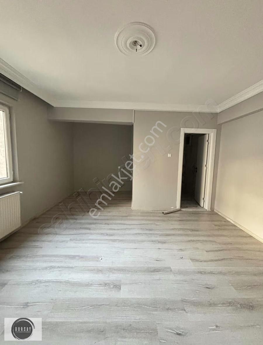 Nilüfer İhsaniye Tuna Caddesinde Ferah 190 M2 Kiralık 4+1 Daire - Görsel 11