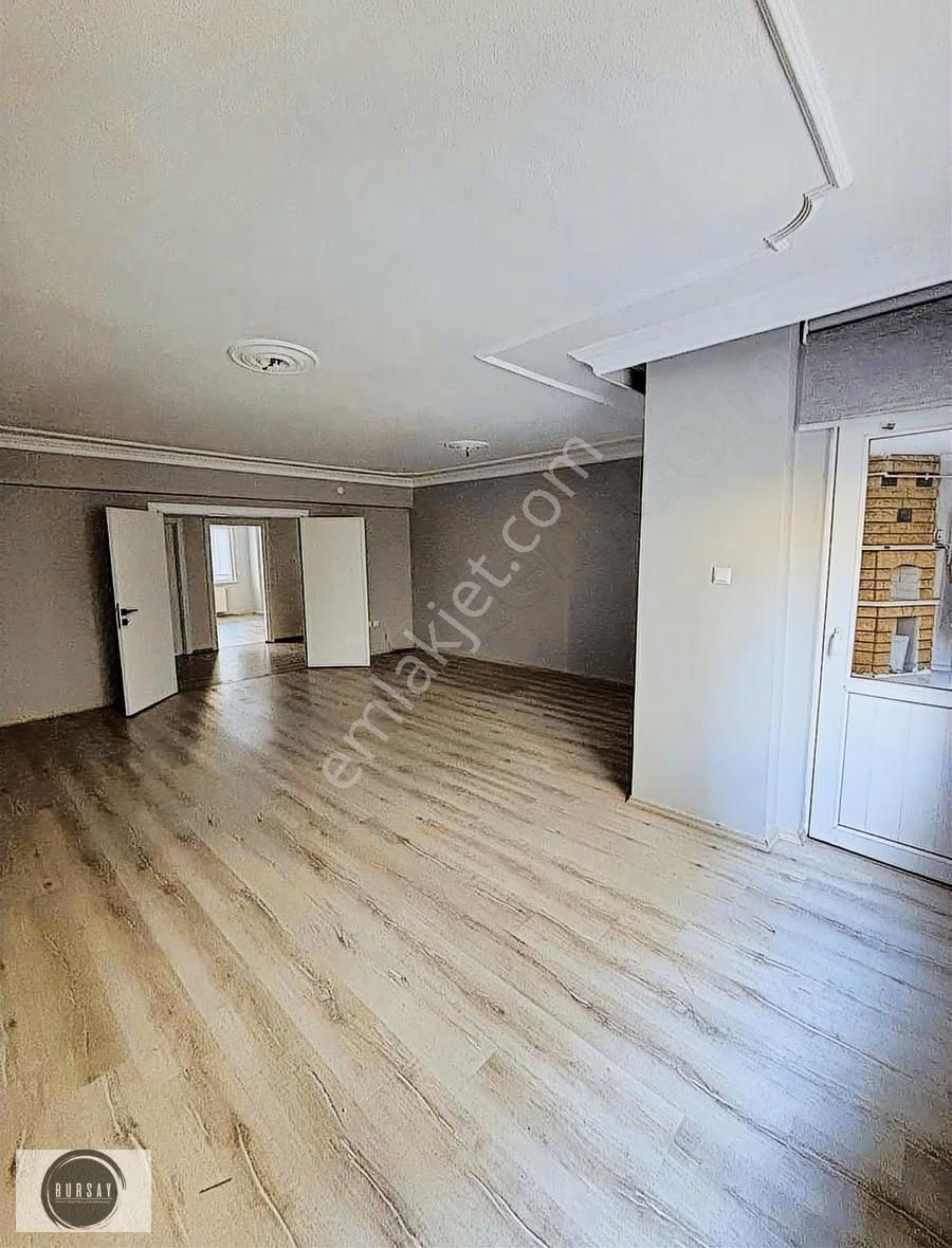 Tuna Caddesi Üzerinde Satılık 200 M2 4+1 Satılık Daire - Görsel 34