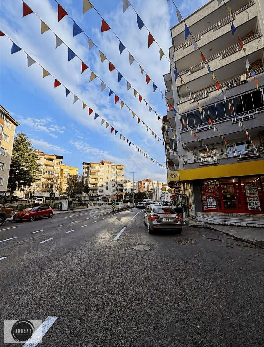 Tuna Caddesi Üzerinde Satılık 200 M2 4+1 Satılık Daire - Görsel 6