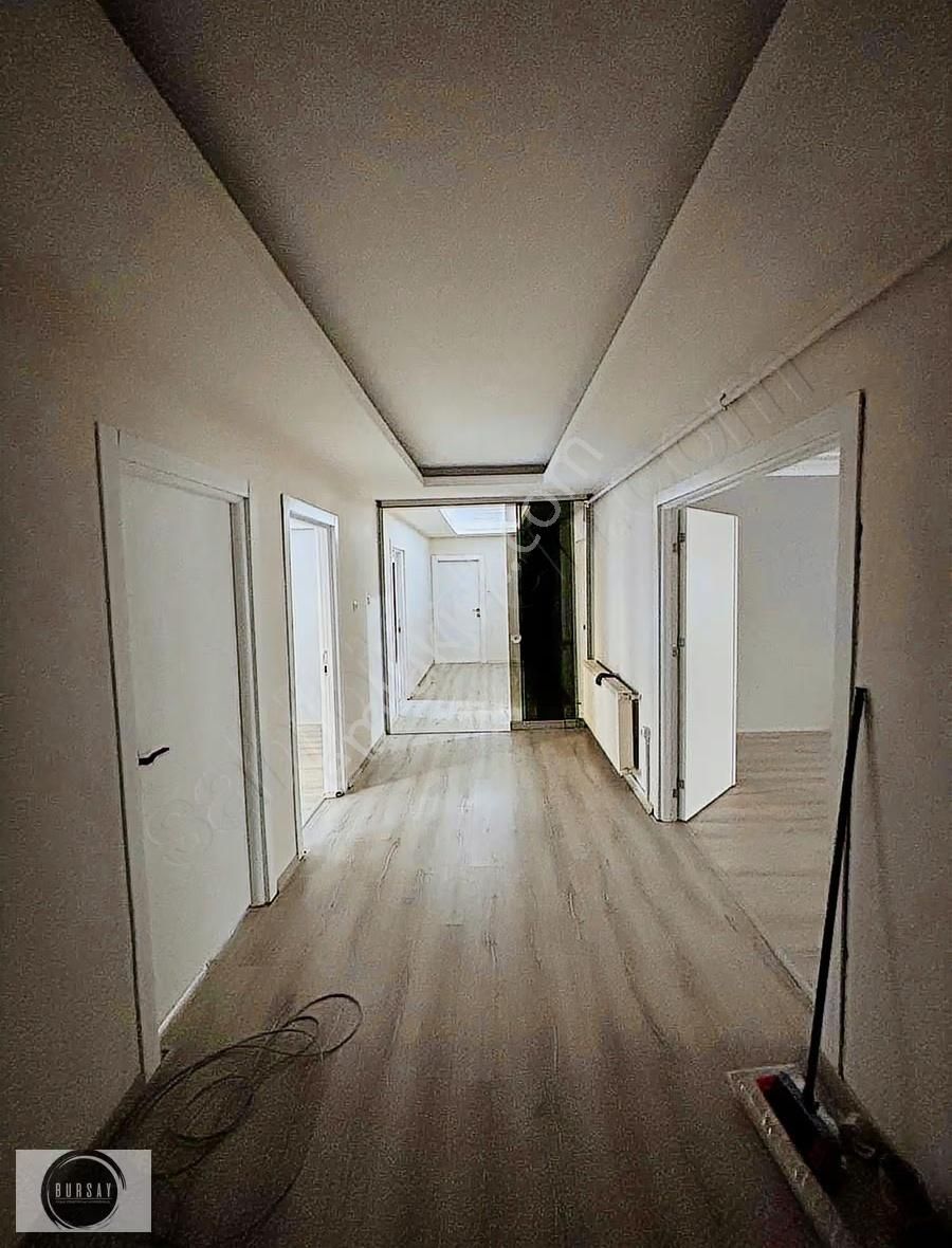 Tuna Caddesi Üzerinde Satılık 200 M2 4+1 Satılık Daire - Görsel 10