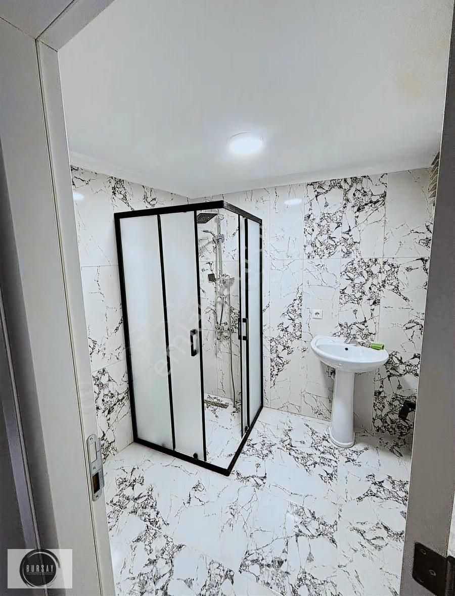 Tuna Caddesi Üzerinde Satılık 200 M2 4+1 Satılık Daire - Görsel 33