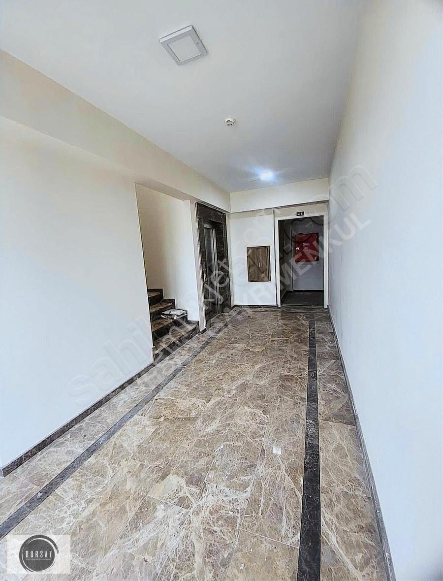 Oturuma Hazır! İş Merkezinde Kiralık Kdv Avantajlı Ofisler