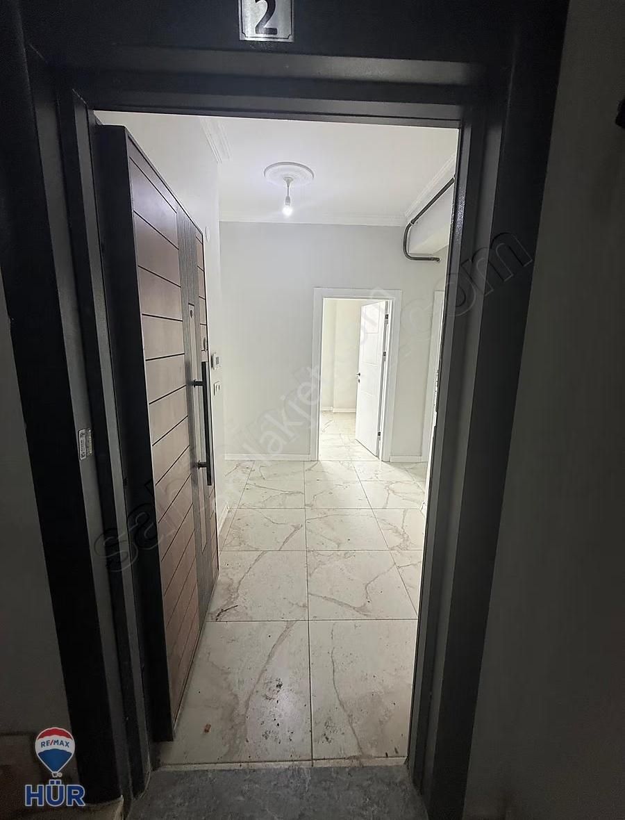 Ömer İnan Remax Hür Neviye Mah. 2+1 100m2 Kiralık Daire - Görsel 9
