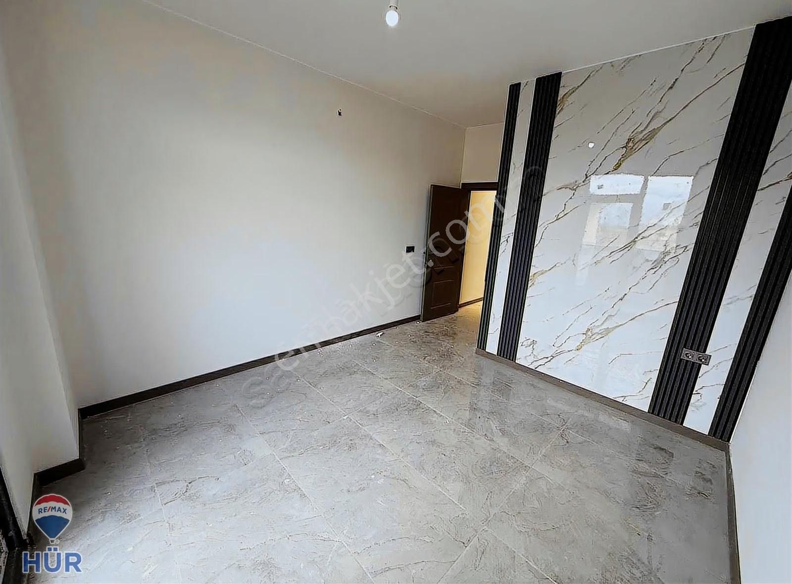 Ömer İnan Remax Hür Neviye Mah. 2+1 Satılık Sıfır 3.cü Kat Daire - Görsel 2