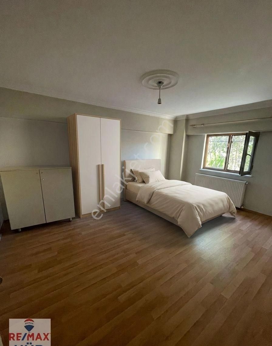 Remax Hür Uğur Çakar'dan İstiklal Mahallesi Eşyalı Kiralık Daire - Görsel 2