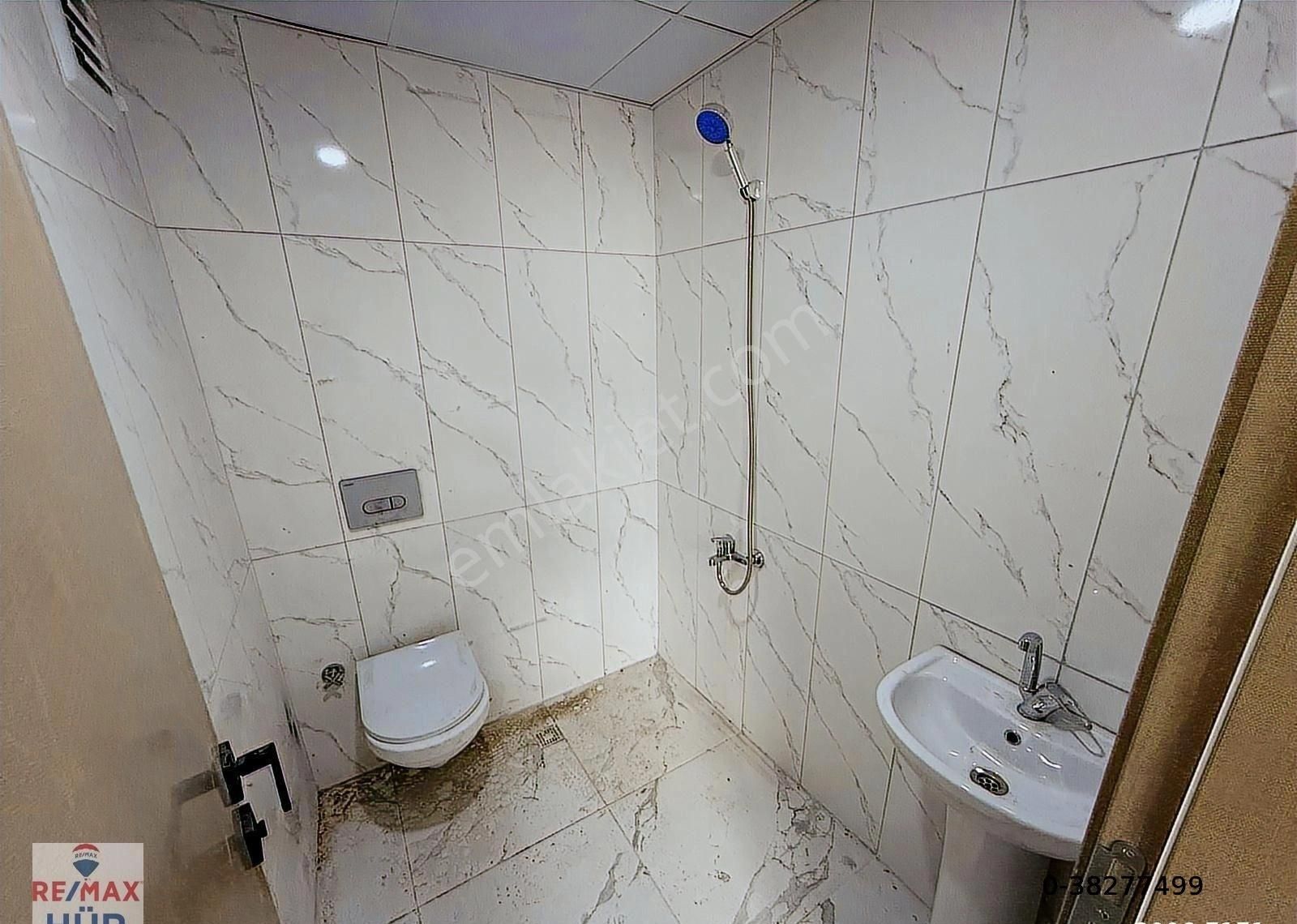 Ömer İnan Remax Hür Fatih Mah. 2+1 100m2 Sıfır Kiralık Daire - Görsel 11