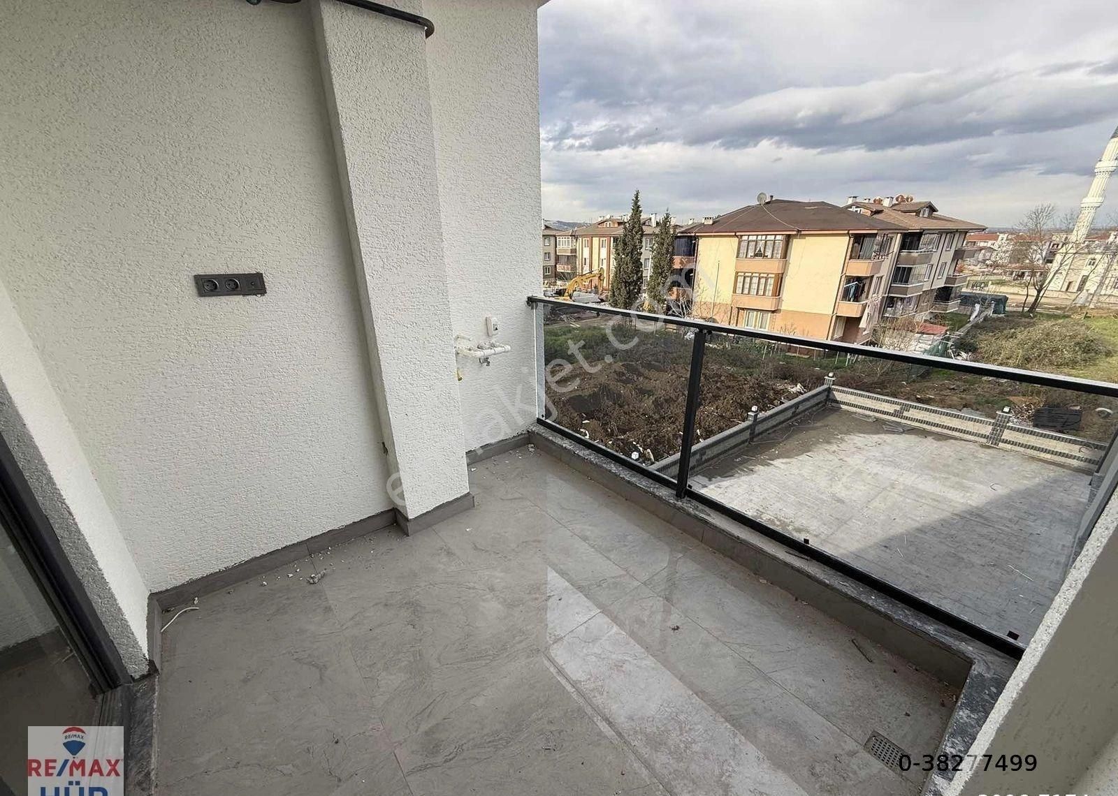 Ömer İnan Remax Hür Neviye Mah. 2+1 Satılık Sıfır 3.cü Kat Daire - Görsel 11